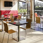 Hotell Ibis Saintes