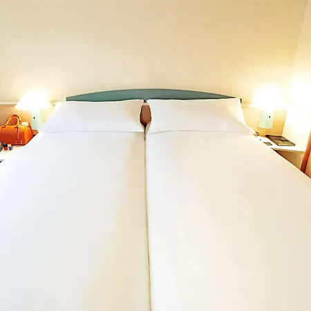 Ibis 3* 생트