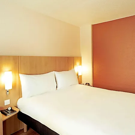 Ibis Szálloda