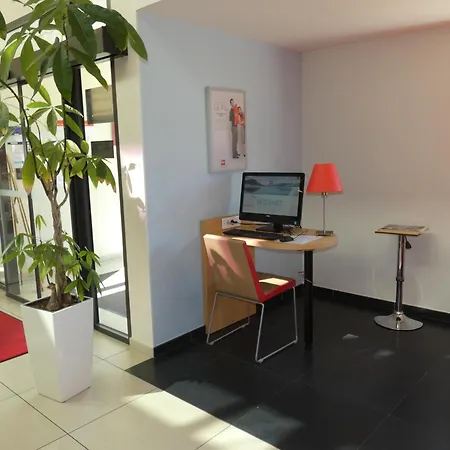 Ibis Saintes