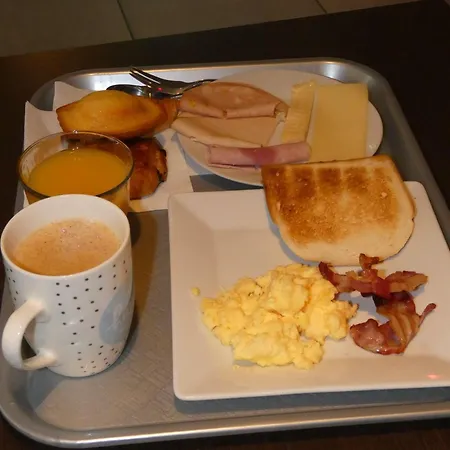 Ibis Hotel Saintes