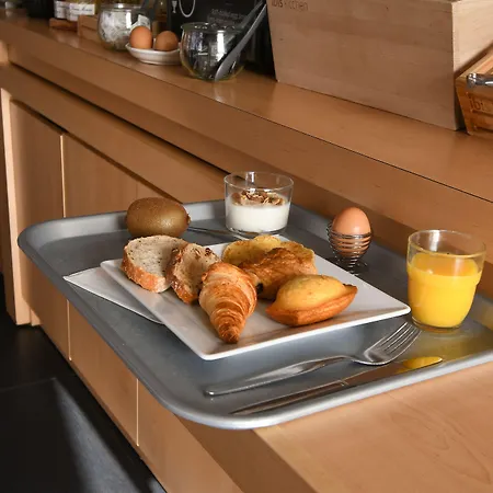 Ibis 3*