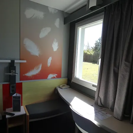 Ibis 3* Сент