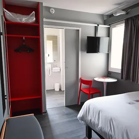 Ibis Hotel Saintes