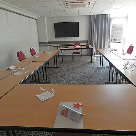 Ibis Otel 3*