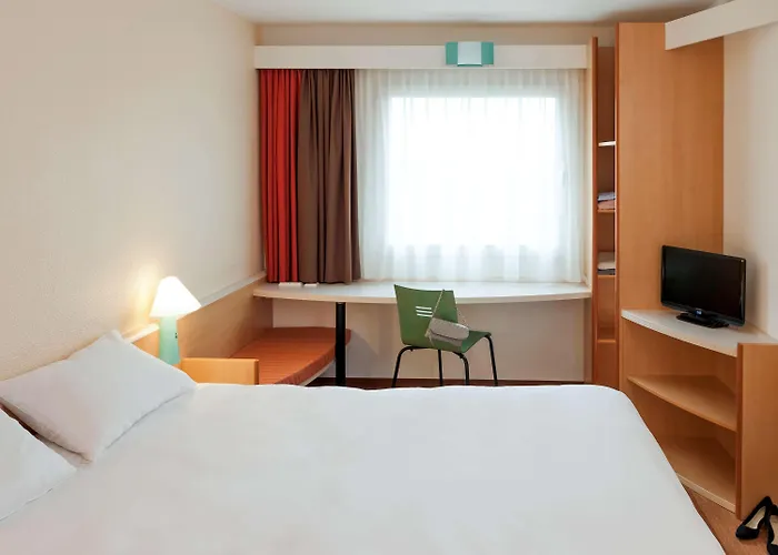 Ibis Hotel Saintes