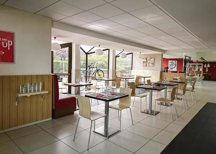 Ibis Hotel 3*
